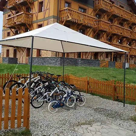Silvia Veľká Lomnica - Vysoké Tatry